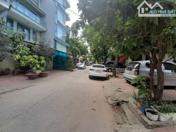 Bán Nhà Tây Hồ P/Lô Ô Tô 91m2-5T LÔ GÓC 3 THOÁNG 33,5 Tỷ Xuân Diệu Có Thương Lượng.