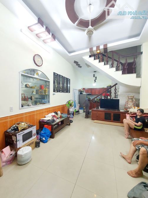 💥Bán Nhà ngõ thông Lạch Tray - Đình Đông ngõ nông thông thoáng giá mềm.