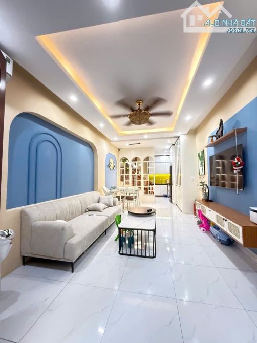 B.Á.N NHÀ PHÚ DIỄN, GẦN ĐẠI HỌC TÀI NGUYÊN, TẶNG NỘI THẤT LONG LANH  ,  35M2, 6 TỶ 5