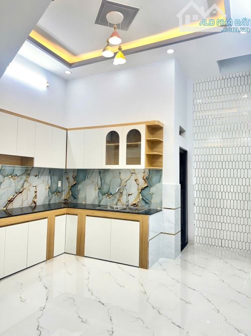 P10💥Lê Văn Quới - HXH 6m - 52m2 3 tầng giá 6,1 tỷ thương lượng