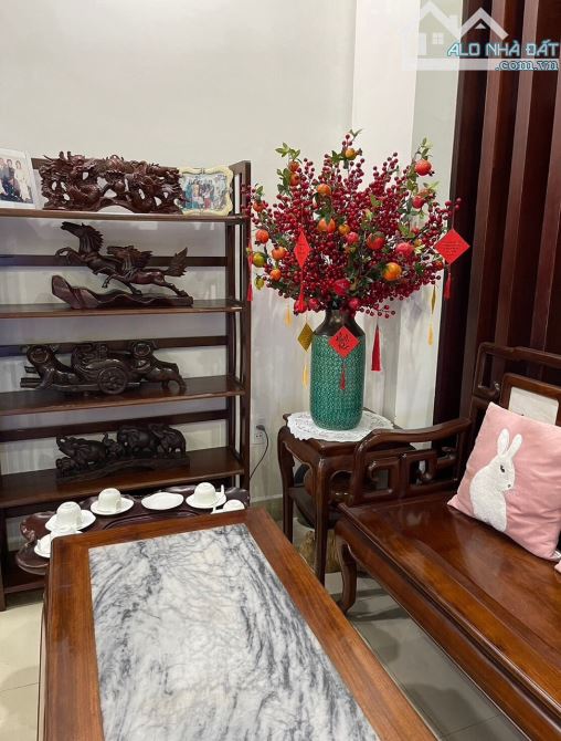 Biệt thự khu an ninh - yên tĩnh 24/24 đường Phổ Quang - 7.2 x 18m - 3 lầu - nhà đẹp ở ngay