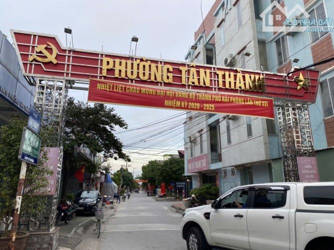 Lô góc mặt đường Bùi Phổ chỉ hơn 2 tỷ xíu