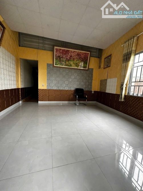 cho thuê nhà nguyên căn Hàn Thuyên gần công an tỉnh