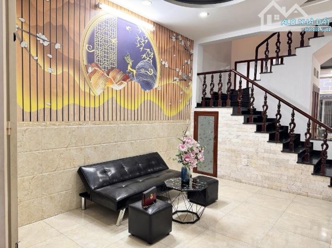 Bán nhà, Nguyễn Văn Khối, 2 tầng, 125m2.,Gía nhỉnh 7 tỷ,, Gò Vấp