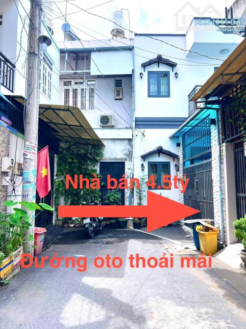 Bán nhà trệt lầu đường 102 Lã Xuân Oai , P.TNPA , Quận 9