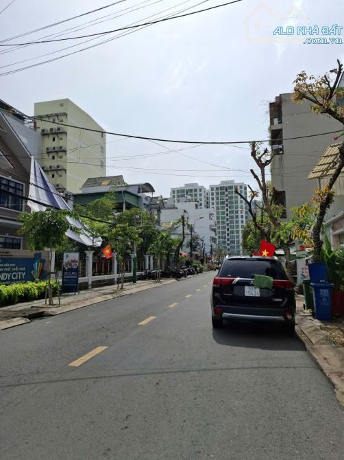 NGUYỄN THỊ THẬP, CHỈ 4,45TỶ, DT 48M2, NHÀ ĐẸP 4 TẦNG, HẺM ÔTÔ KẾ BÊN,GẦN LOTTE