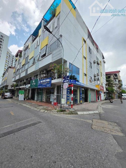NHÀ LIỀN KỀ 5 TẦNG KINH DOANH - CĂN GÓC - 3 MẶT THOÁNG - KHU PHÂN LÔ - DỰ ÁN RICE CITY