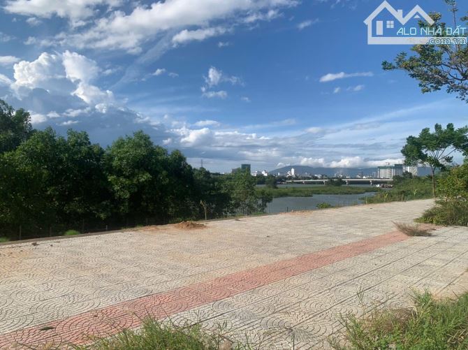 Cần bán gấp lô biệt thự view sông Đà Nẵng đường Tôn Thất Dương Kỵ 300m2