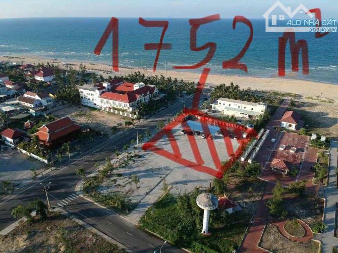 Bán đất biển Tam Thanh ngay quảng trường biển, ngang 43m 1750m2 cách biển 20m