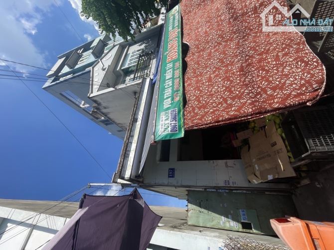 Nhà CẤP 4 MẶT TIỀN,Đ.NGUYỄN THỊ TRÀNG,P.HIỆP THÀNH,Q.12,dt 126m2 (5mx24m) đường 20m,💰13Tỷ