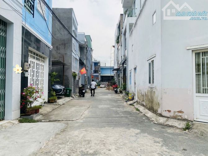 🏡🏡 NHÀ 2 TẦNG BÊ TÔNG CỐP THÉP KHU PHÂN LÔ - PHƯỜNG LONG TRƯỜNG QUẬN 9 (CŨ) - 50 M²