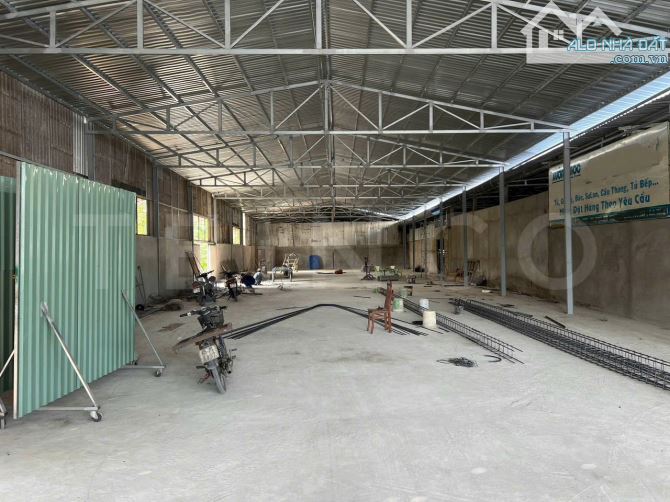 Cho thuê kho xưởng 700m² có điện 3 pha, mặt tiền đường Quốc Lộ 91 gần khu công nghiệp