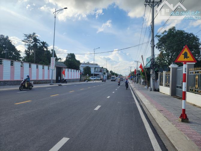 Bán đất MTKD Nguyễn Chí Thanh SHR 370m² ngang 13,8m, cách chợ 300m, nhỉnh 16 tỷ TL