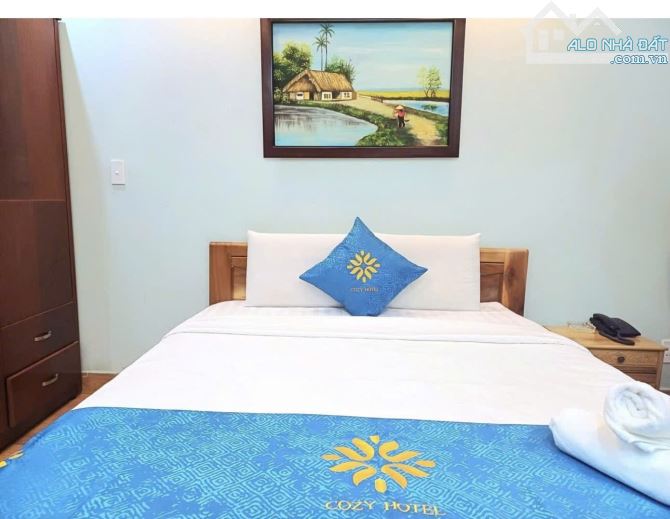 Cạnh Mặt Tiền đường  Nguyễn Thị Minh Khai 123m2 Giá 39,9 tỷ còn thương lượng