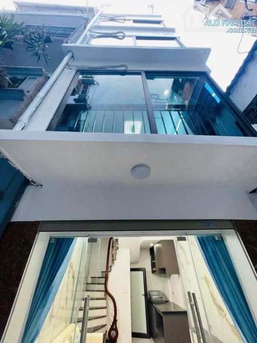 BÁN NHÀ ĐỐNG ĐA -HÀNG HIẾM NHANH THÌ CÒN.5 TẦNG. GIÁ CHỈ HƠN  5.TỶ