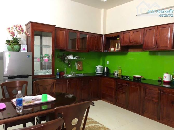 NHÀ 3 TẦNG MTKD ĐỖ QUANG-DT 62 M2-CHỈ HƠN 8 TỶ
