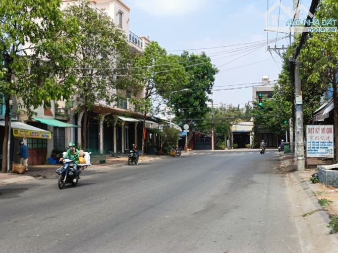 TÒA NHÀ VĂN PHÒNG 7 TẦNG MẶT TIỀN KHỦNG 9M - ĐƯỜNG PHẠM THẾ HIỂN/LÊ BÔI QUẬN 8 - GIÁ CHỈ