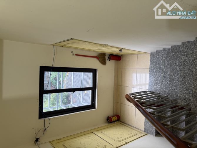 💰 Thạch Bàn – 10.5 TỶ – DÒNG TIỀN 18TR/THÁNG – CÓ SẴN PHÒNG TRỌ CHO THUÊ – Ô TÔ ĐỖ CỬ