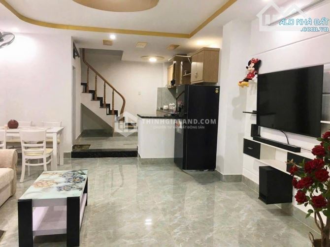BÁN NHÀ 1 TRỆT 2 LẦU HẺM Ô TÔ ĐẾN NHÀ ĐƯỜNG PHAN CHU TRINH GẦN BIỂN BÃI SAU GIÁ CHỈ 5t2