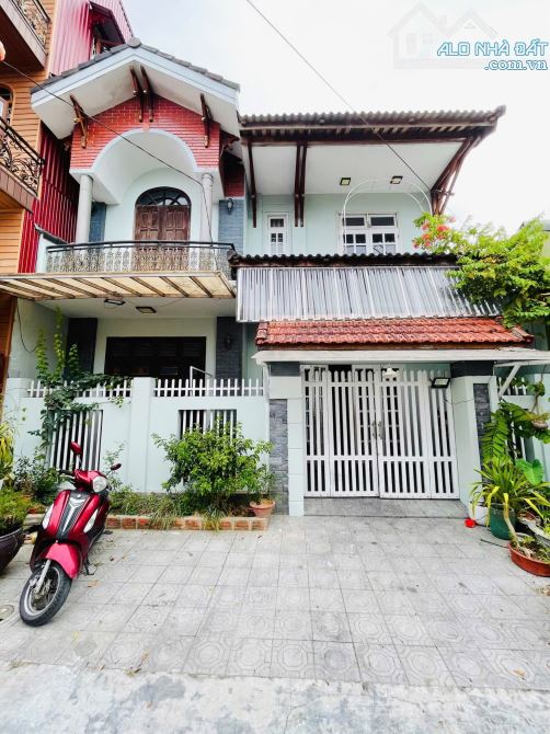 BÁN 2 TẦNG MT KINH DOANH NGUYỄN PHÚC THÁI, TP HUẾ Giá rẻ