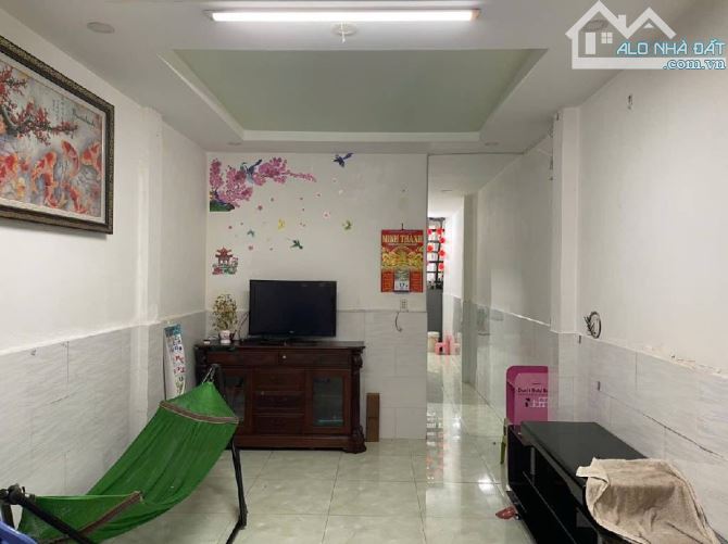 BÁN GẤP NHÀ HXH, 72m2, PHAN VĂN TRỊ, BÌNH THẠNH, GIÁ CHỈ NHỈNH 4 TỶ.