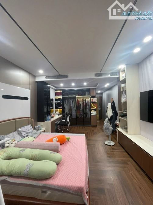 🌺BÁN NHÀ 3 TẦNG MẶT TIỀN ĐƯỜNG LÊ ĐÌNH DƯƠNG- HẢI CHÂU- ĐANG CHO THUÊ 40TR/THÁNG.