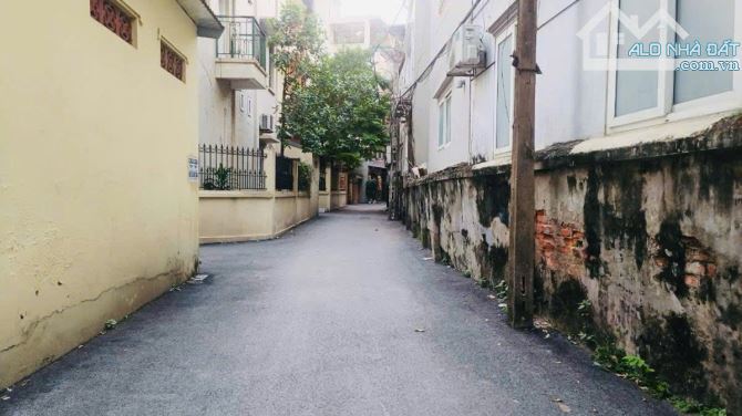 Bán nhà mặt ngõ Lê Trọng Tấn - Hà Đông, nhà đẹp 57m² thang máy, 2 thoáng - full nội thất
