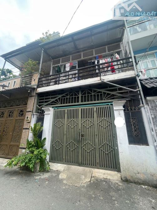 NHÀ KHU EMART PHAN HUY ÍCH, 2 LẦU, 5X16.5, 83M², 2 MẶT HẺM XE HƠI 5M THÔNG - LG 8M XÂY CAO