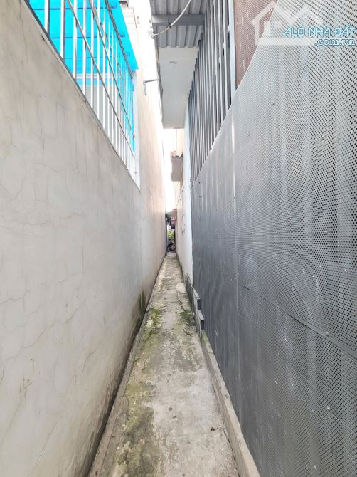 Bán nhà 1 trệt 1 lầu 4 phòng trọ phía sau gần đường Nguyễn Du Tp.Dĩ An chỉ 6ty500 TL M7403
