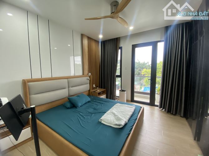 SIÊU PHẨM 4 TẦNG - CHUẨN BIỆT THỰ MINI - TẶNG Full NỘI THẤT - GIÁ NHỈNH 8 Tỷ - 10