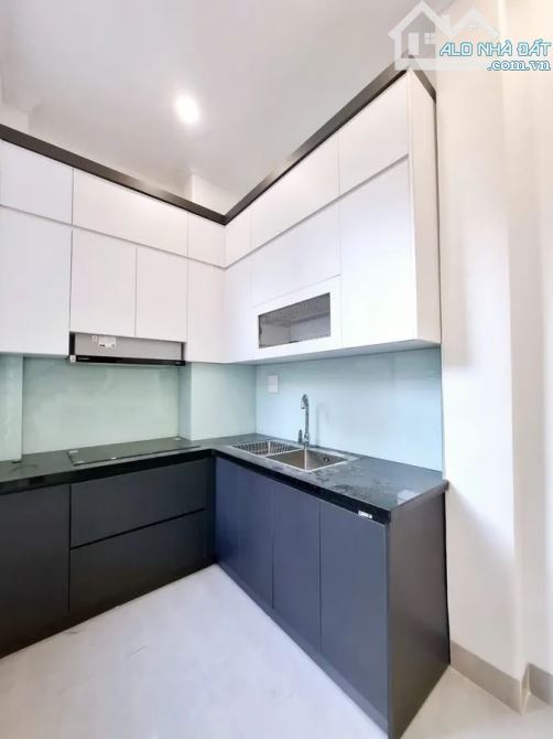 BÁN NHÀ NGUYỄN VĂN LINH, LONG BIÊN - FULL NỘI THẤT - 1