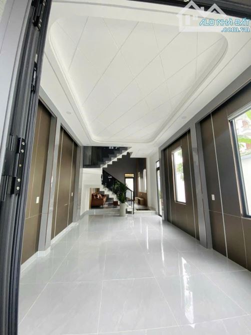 Nhà khu phân lô cao tầng -Xe hơi Đậu cửa - 6.5m x 16m - 4 tầng - An Phú Đông - Giá 7.5 tỷ - 1