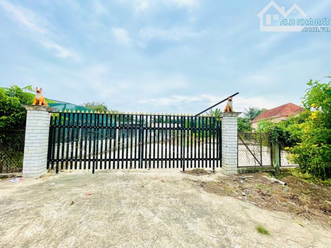 Cần bán đất mặt tiền đường Trung Lập xã Phú Mỹ Hưng Củ Chi DT 14x104 Tổng 1333m2 Thổ 120m2 - 1