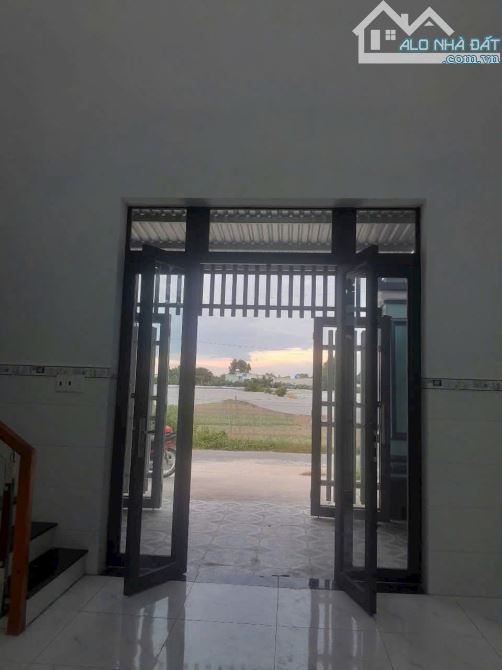 Cần bán gấp căn nhà 1 trệt 1 lửng mới 80m2 ở Thới Tam Thôn - Hóc Môn giá 760 triệu. - 1