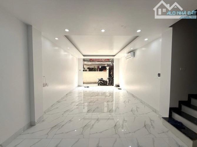 BÁN NHÀ TÂN MAI , PHÂN LÔ BÀN CỜ - LÔ GÓC - Ô TÔ ĐỖ CỬA ,THANG MÁY . DT 45M x7Tx16,8Tỷ - 1