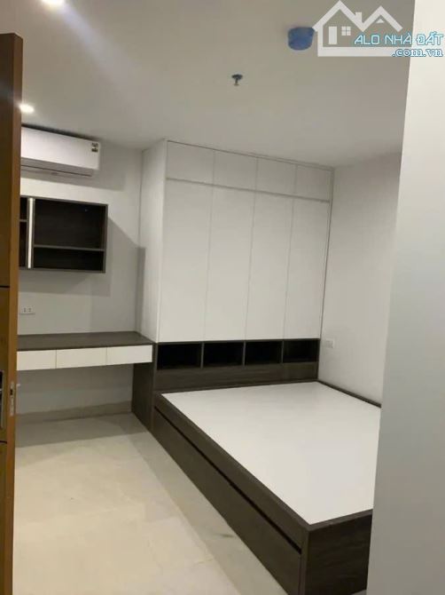 Siêu Mẫu Dòng Tiền Cự Lộc, ôtô đỗ cửa, 18 phòng, 8 tầng, 81M, giá 32,5 tỷ - 1