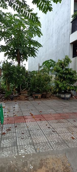 Cần bán lô đất 90m2 4.3 tỷ đối diện chợ Hòa Châu kinh doanh, đường 7.5m Phan Văn Đáng