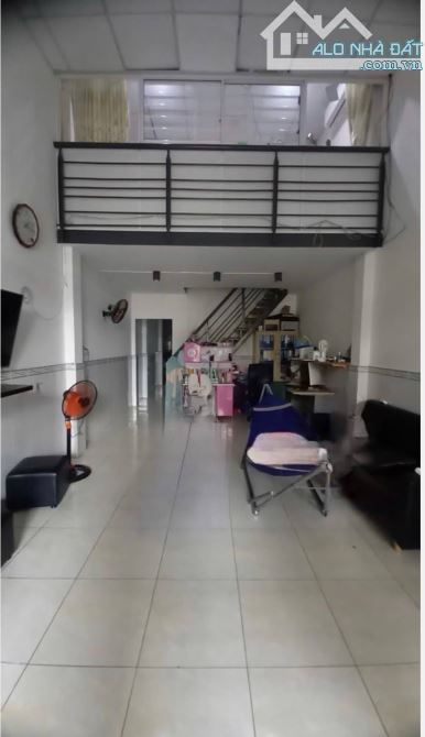 Bán nhà HXH, Khu Vip Nguyễn Sơn, kế bên khu ẩm thực, Tân Phú, 82m2, 2 tầng, giá 7,95 tỷ - 1