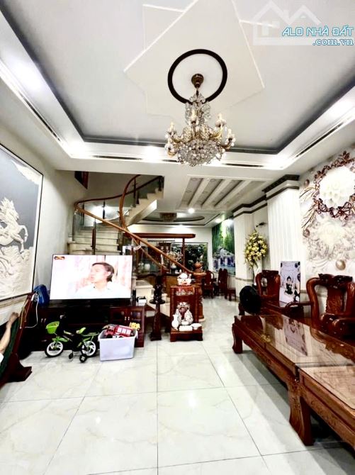 TỈNH LỘ 10- 81 M2- 4 TẦNG-5PN , HXH - KẾ TÊN LỬA - GIÁ CHỈ 11 Tỷ TL - 1