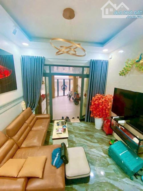 Chủ Định Cư Gấp bán - Nhà full nội thất xịn 3Pn nhỉnh 8 Tỷ - 1