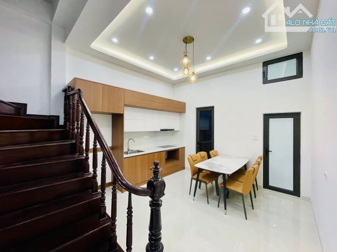 Siêu Phẩm Cổ Nhuế 50m, 5 tầng , Ô Tô Đỗ , 20m Ra Phố , Bãi Gửi Xe , Trước Nhà 4m , 3Thoáng - 1