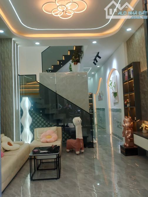 NHÀ HXH MỚI HOÀN THIỆN DỌN VÀO Ở NGAY CÁCH MẶT TIỀN ĐƯỜNG 30 M - 1