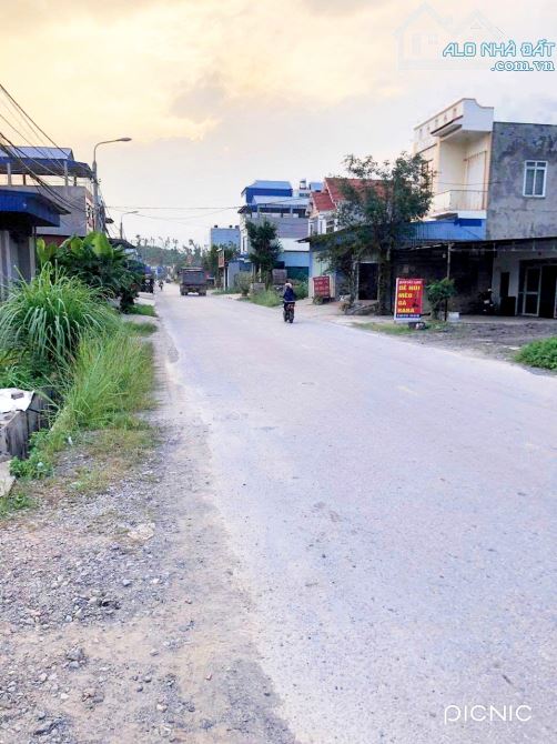 Bán 150m2 đất mặt đường liên xã Minh Tân - 1