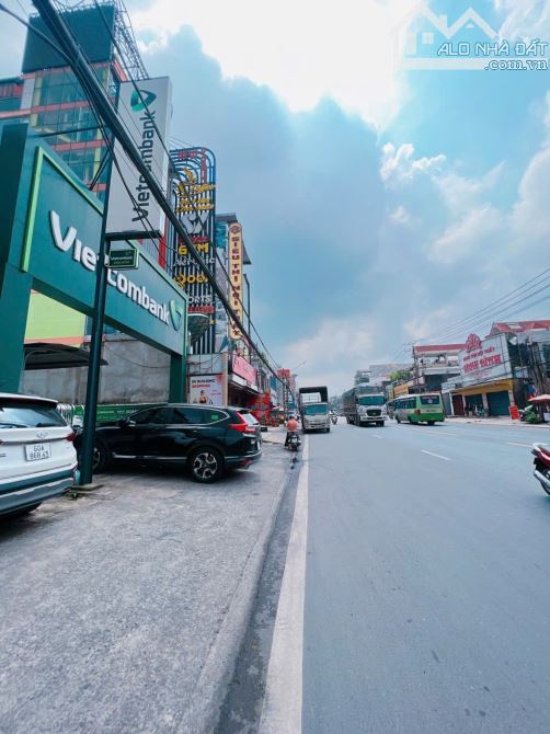 HN085 ( NP318 )  🆘HẠ GIÁ MẠNH 1tỷ ( 9tỉ2 👉 8tỉ2  )  ➡️Bán Nhà Mặt Tiền QL1A  Ngay Ngân H - 1