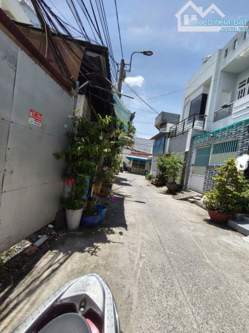 Bán gấp nhà Quận 8 – Hẻm thông, gần Hưng Phú, DT 4x8.5m, chỉ 3.5 Tỷ thương lượng mạnh - 1