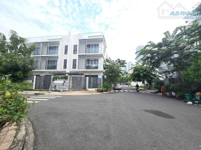 Nhà đối diện công viên khu An Phú NEW CITY đường Nguyễn Hoàng. DT 7x21m. Giá chỉ 32 tỷ TL - 1