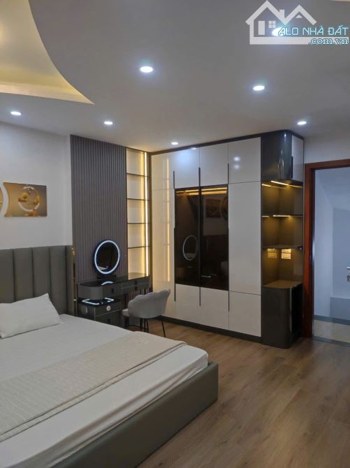 BÁN NHÀ TÂY SƠN VỈA HÈ KINH DOANH ÔTÔ VÀO NHÀ DT 50M 4T MT4.4M CHỈ 12.5 TỶ - 1