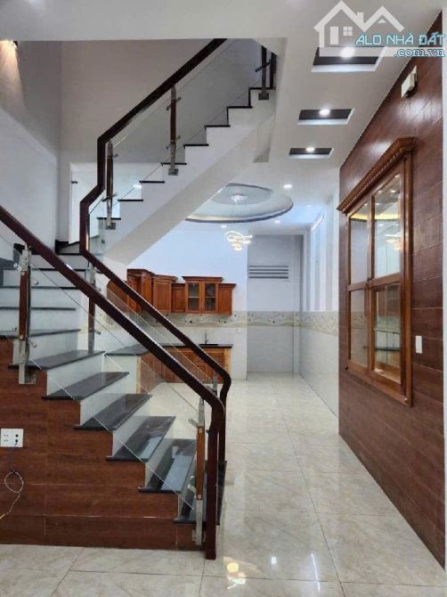 ⭐⭐⭐Bán Nhà Lê Văn Quới , DT: 4m x 20m , Mới Xây 3 Lầu Dọn Vào Ở Liền , Gấp Gấp Bán - 1