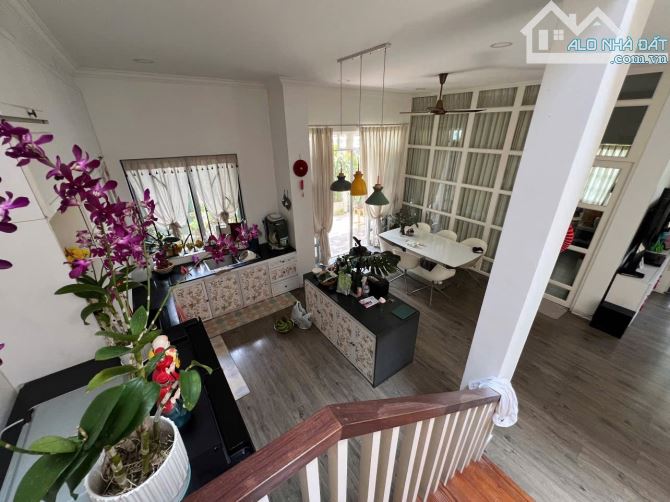 Bán nhà 2 mặt tiền đường Hoàng Quốc Việt, khu Vạn Phát Hưng, Q7 - 1