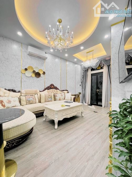 Bán nhà lô góc Vũ Ngọc Phan 55m² sổ đẹp – Nội thất VIP – 16m ra ô tô - 1